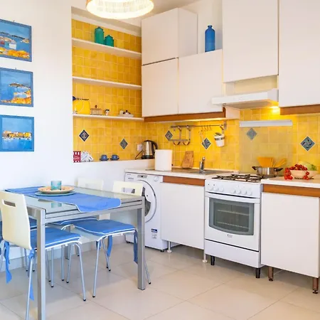 Apartment Blue Mary By Interhome Giardini-Naxos